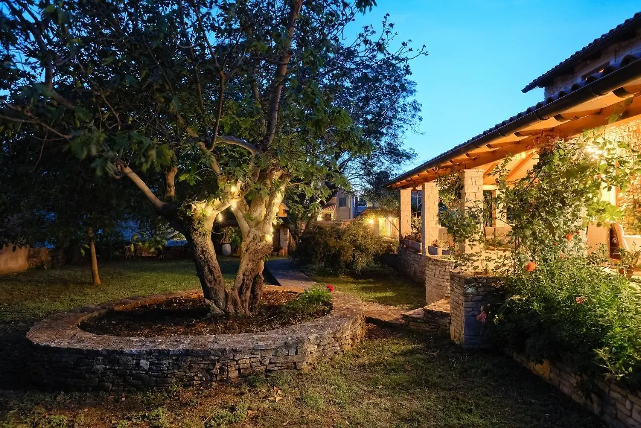 Holiday Home Eufemia Svetvinčenat 빌라