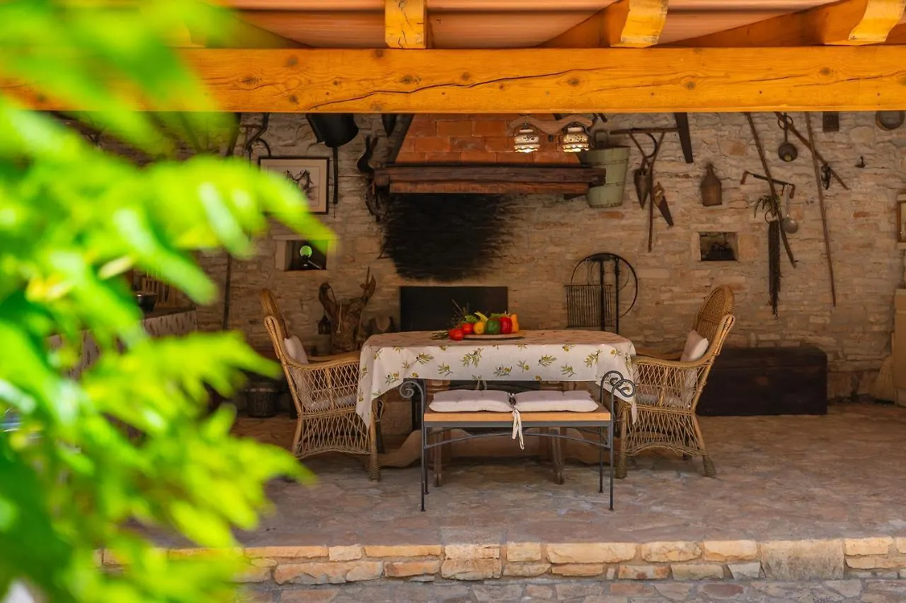 Holiday Home Eufemia Svetvinčenat 0*,  크로아티아